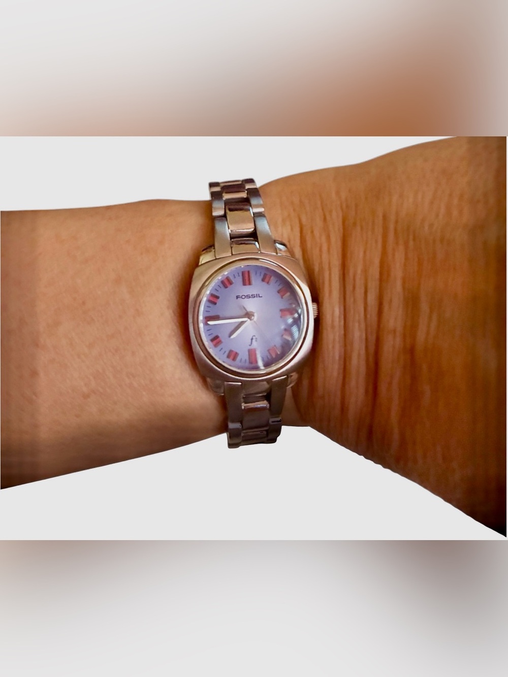 NWT FOSSIL LADIES STAINLESS STEEL WATCH WITH BLUE FACE